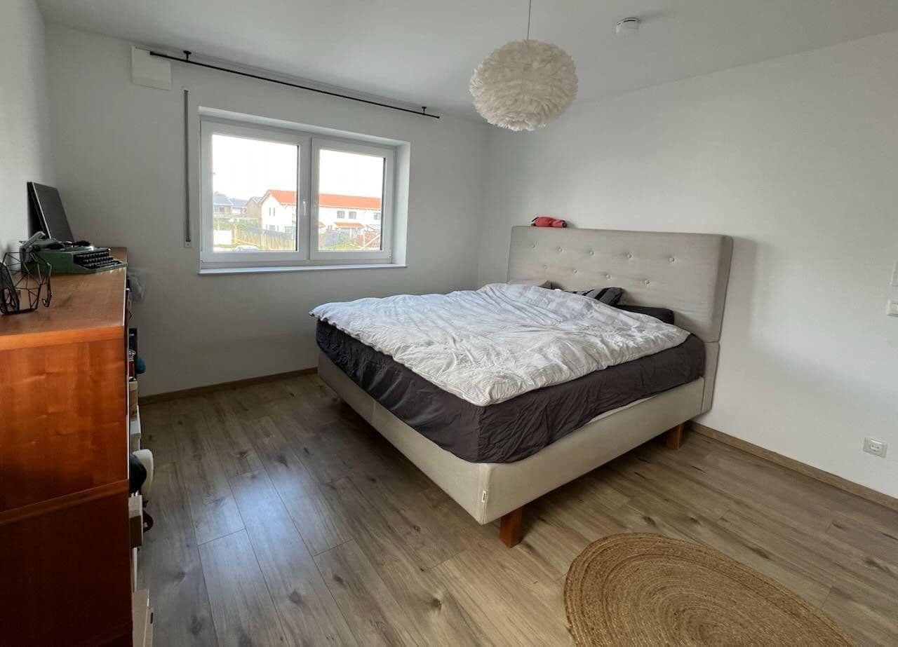 Pronájem bytu 2+1 71 m², Lavendelweg 3, Kirchheim b. München, Bavorsko Pronájem bytu 2+1 71 m², Lavendelweg 3, Kirchheim b. München, Bavorsko