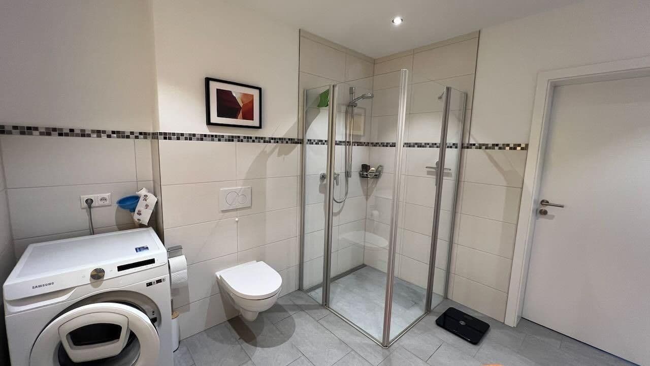 Pronájem bytu 2+1 71 m², Lavendelweg 3, Kirchheim b. München, Bavorsko Pronájem bytu 2+1 71 m², Lavendelweg 3, Kirchheim b. München, Bavorsko