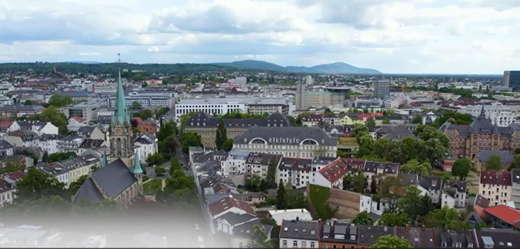 Prodej bytu 6+1 152 m², Wilhelm-Leuschner-Str. 40, Darmstadt, Hessen Prodej bytu 6+1 152 m², Wilhelm-Leuschner-Str. 40, Darmstadt, Hessen