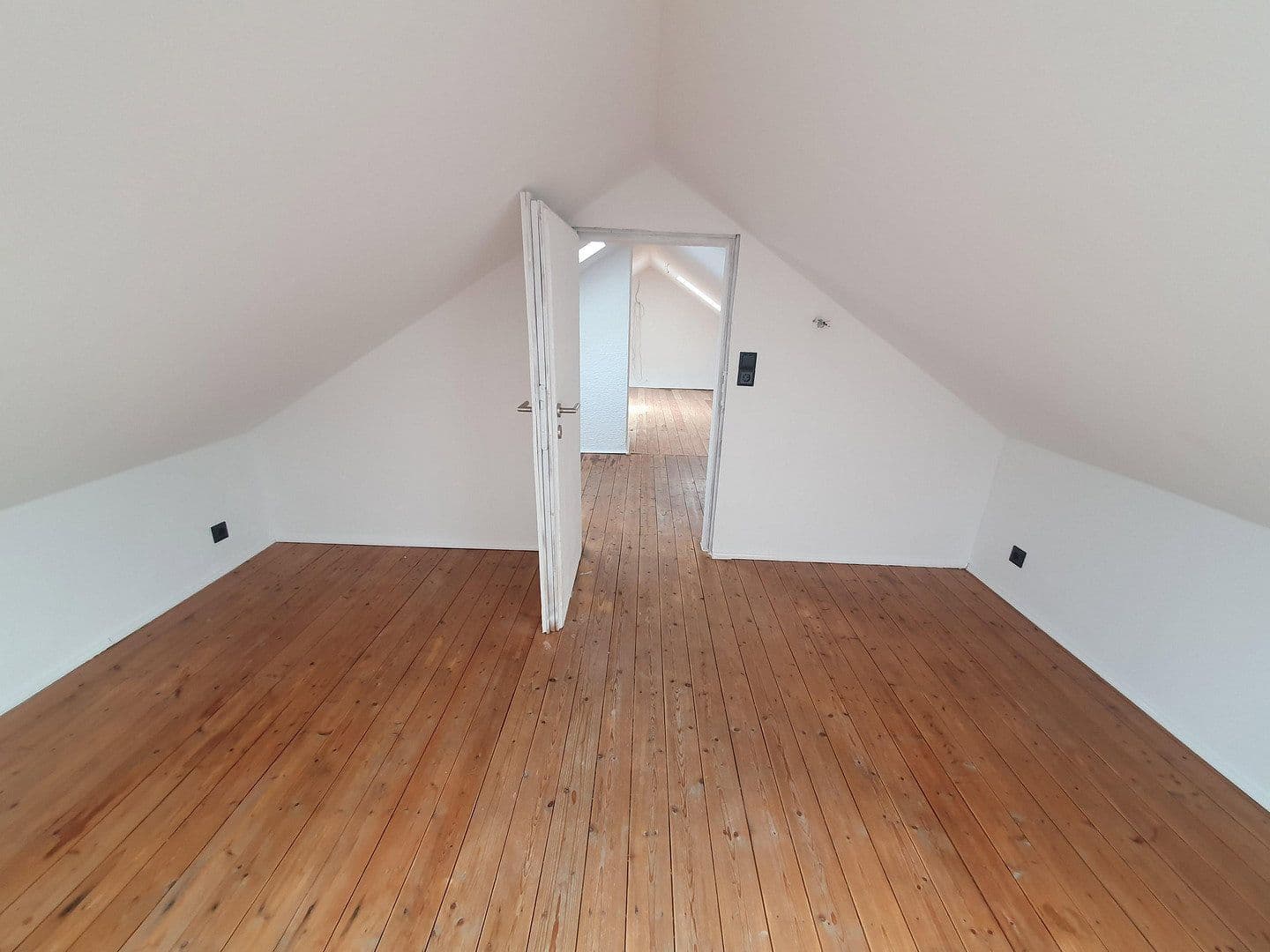 Prodej bytu 6+1 152 m², Wilhelm-Leuschner-Str. 40, Darmstadt, Hessen Prodej bytu 6+1 152 m², Wilhelm-Leuschner-Str. 40, Darmstadt, Hessen