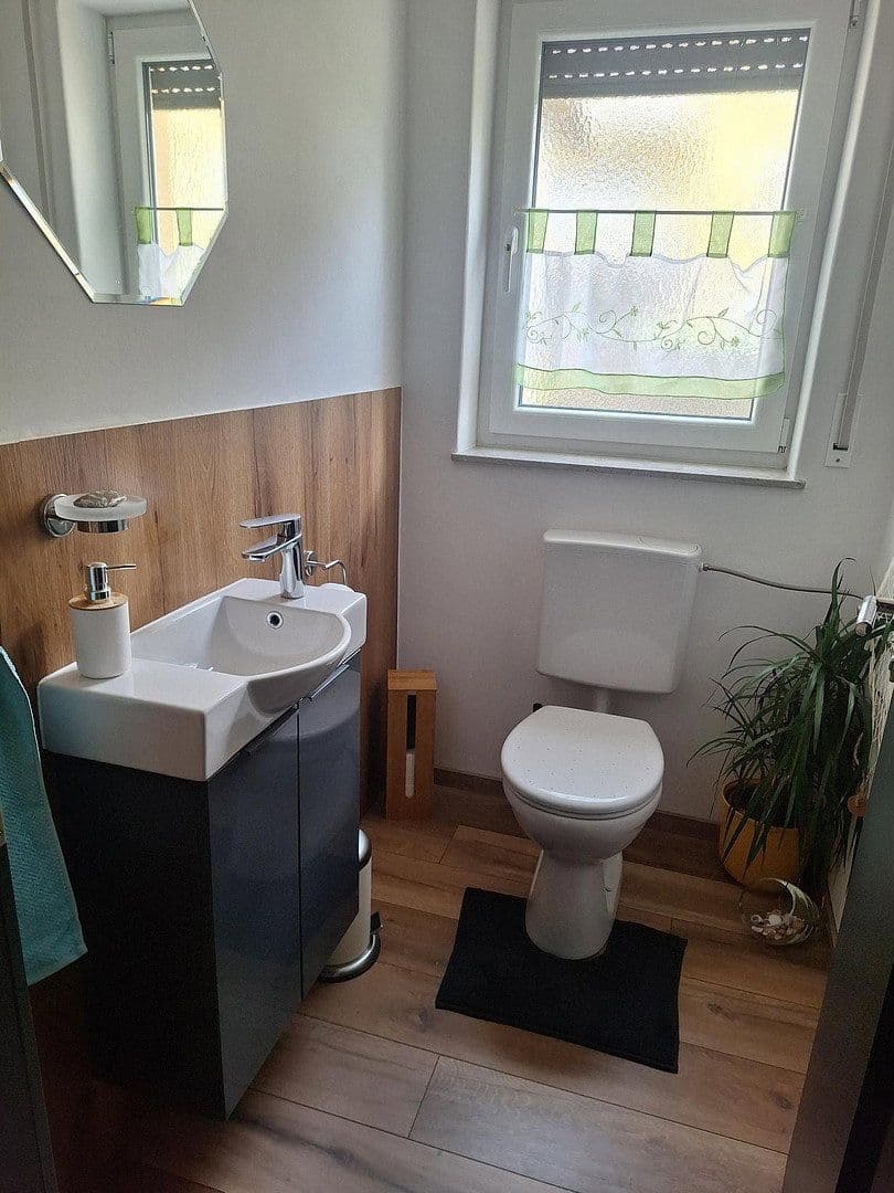 Prodej domu 152 m², pozemek 637 m², Bad Saulgau, Bádensko-Württembersko Prodej domu 152 m², pozemek 637 m², Bad Saulgau, Bádensko-Württembersko