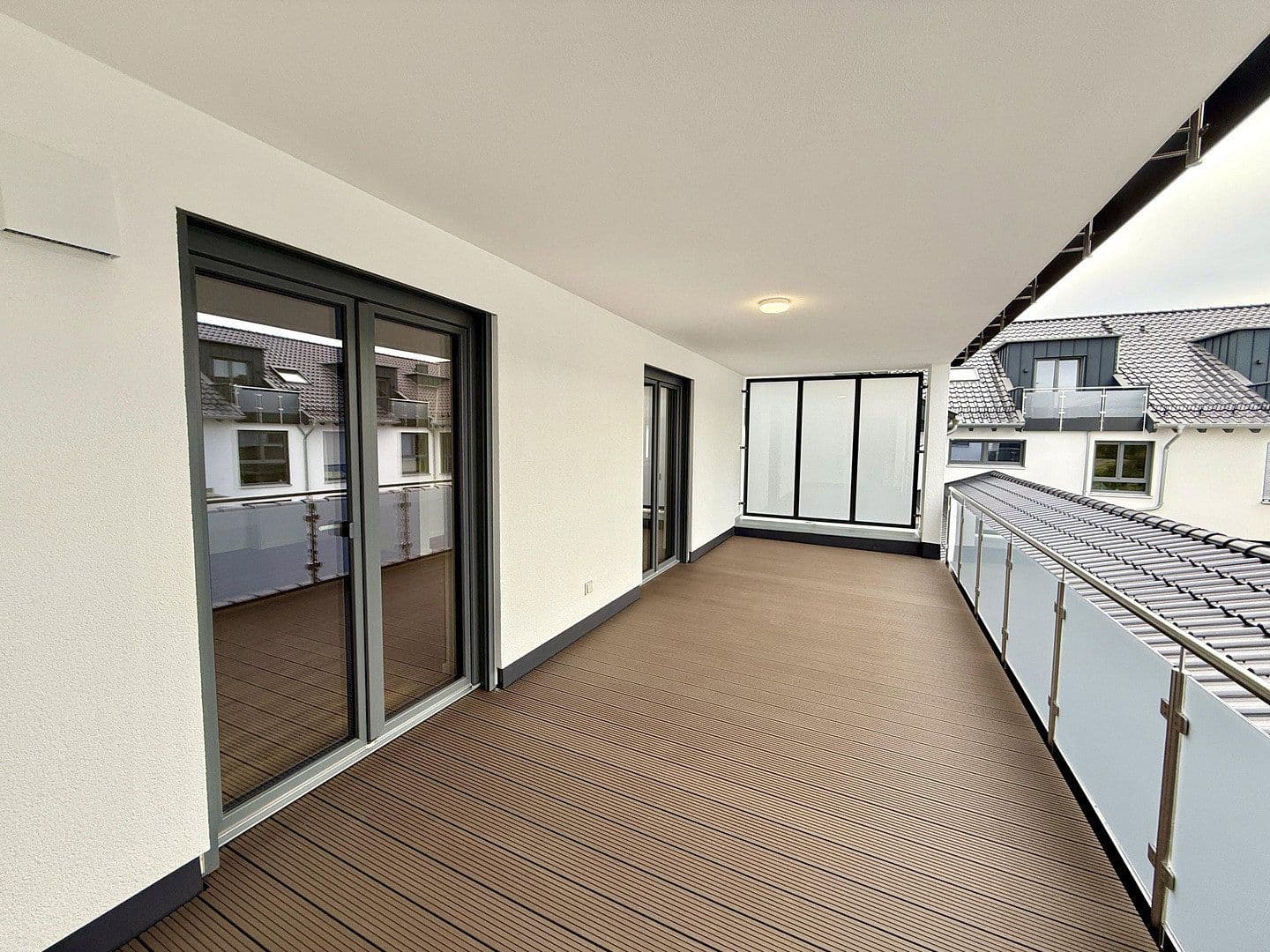 Pronájem bytu 3+1 92 m², Neunkirchen-Seelscheid, Severní Porýní-Vestfálsko Pronájem bytu 3+1 92 m², Neunkirchen-Seelscheid, Severní Porýní-Vestfálsko