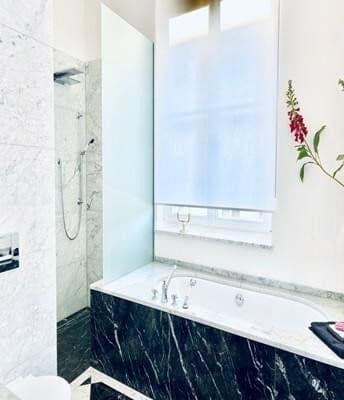 Prodej bytu 7+1 245 m², Wangenheimstrasse 30, Berlin, Berlín Prodej bytu 7+1 245 m², Wangenheimstrasse 30, Berlin, Berlín