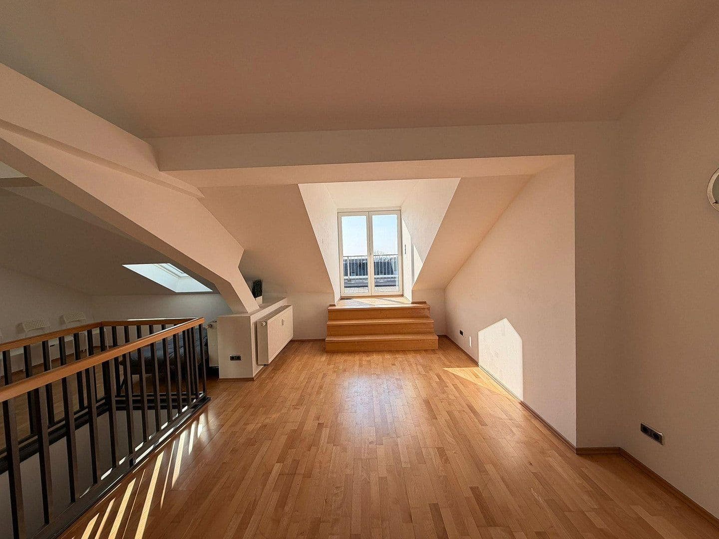 Pronájem bytu 1+1 297 m², Wörthstraße 1B, Bamberg, Bavorsko Pronájem bytu 1+1 297 m², Wörthstraße 1B, Bamberg, Bavorsko