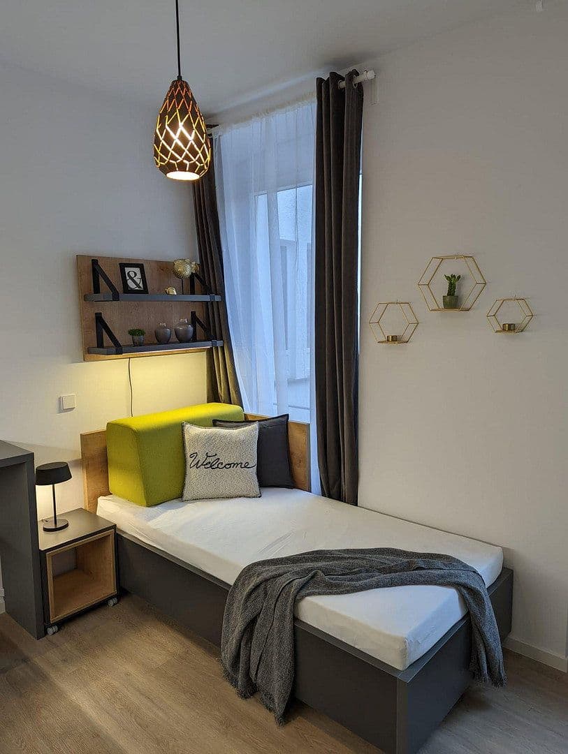 Pronájem bytu 1+1 18 m², Rotebühlstrasse 108, Stuttgart West, Bádensko-Württembersko Pronájem bytu 1+1 18 m², Rotebühlstrasse 108, Stuttgart West, Bádensko-Württembersko