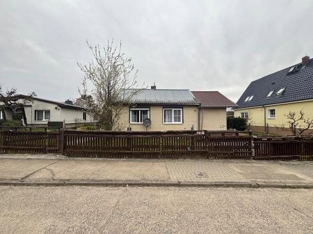 Prodej domu 81 m², pozemek 579 m², Sandbacher Weg 7, Berlin, Berlín Prodej domu 81 m², pozemek 579 m², Sandbacher Weg 7, Berlin, Berlín