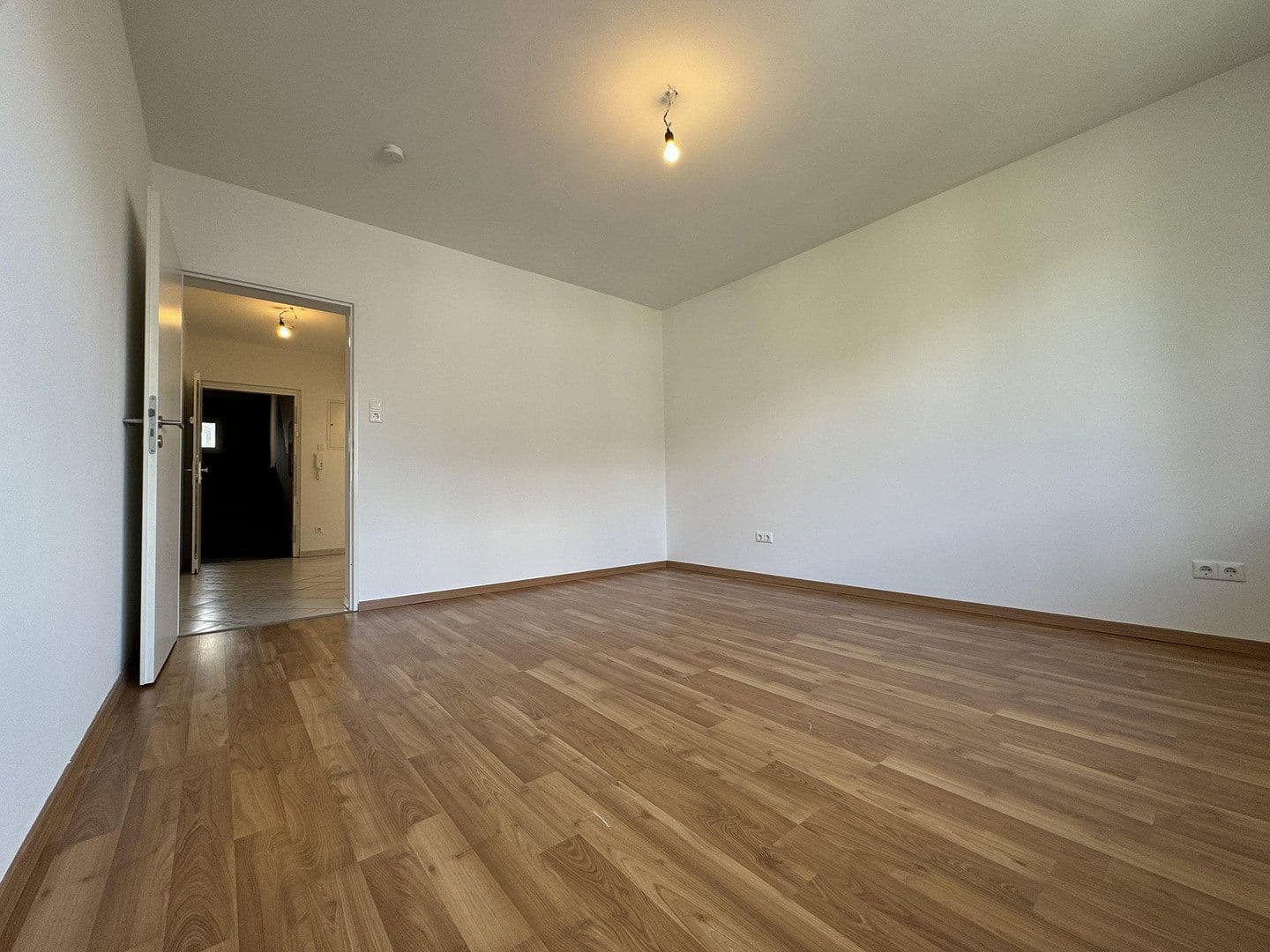 Pronájem bytu 2+1 66 m², Berger Straße 100, Frankfurt am Main, Hessen Pronájem bytu 2+1 66 m², Berger Straße 100, Frankfurt am Main, Hessen