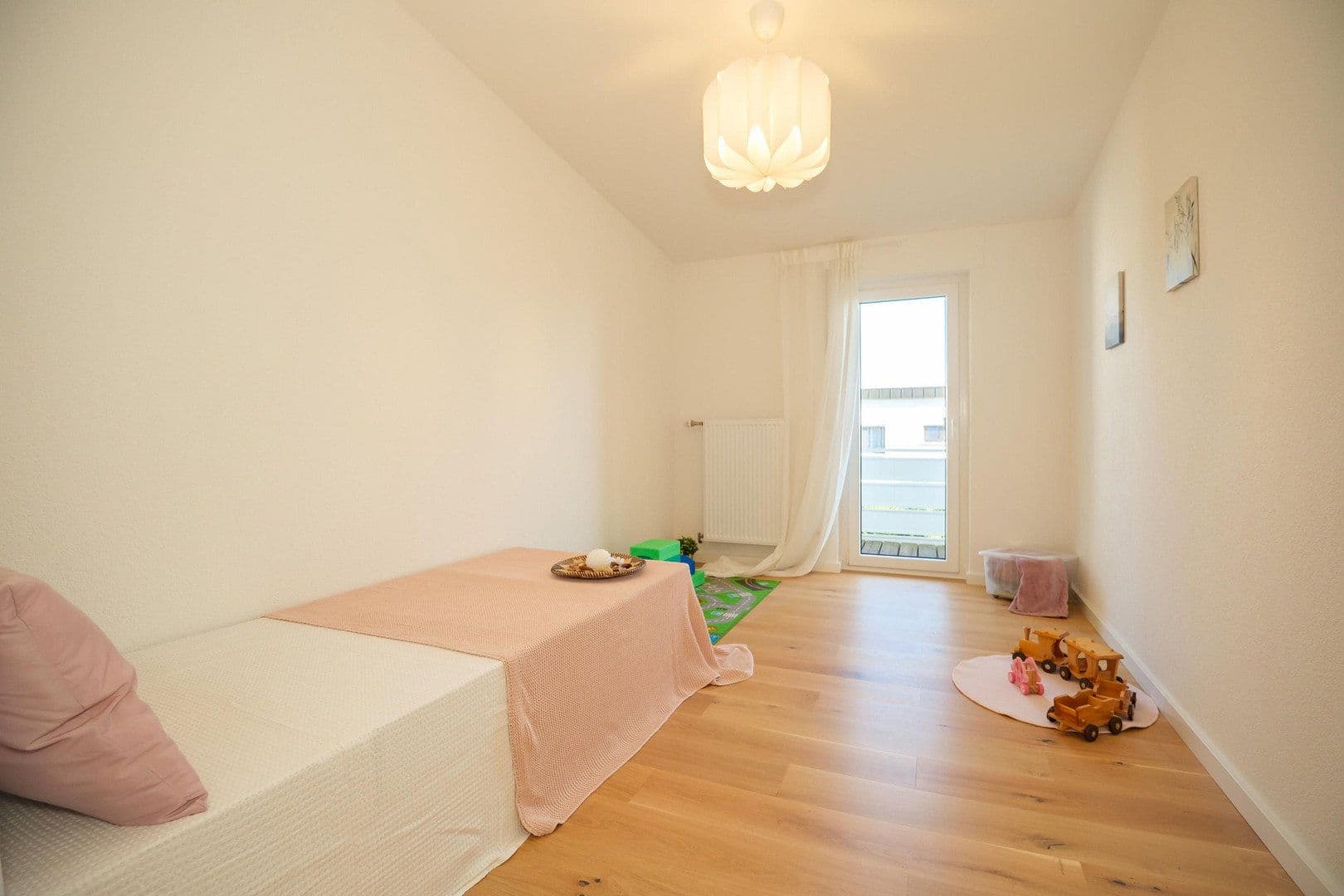 Prodej domu 123 m², pozemek 306 m², Rosensteinstr. 14, Rechberghausen, Bádensko-Württembersko Prodej domu 123 m², pozemek 306 m², Rosensteinstr. 14, Rechberghausen, Bádensko-Württembersko