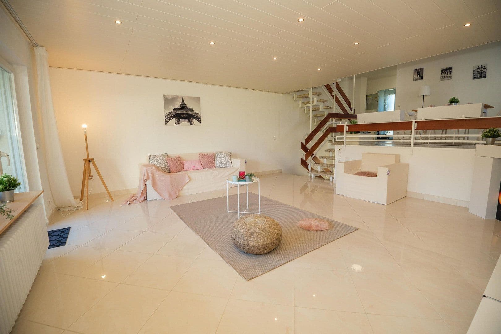 Prodej domu 123 m², pozemek 306 m², Rosensteinstr. 14, Rechberghausen, Bádensko-Württembersko Prodej domu 123 m², pozemek 306 m², Rosensteinstr. 14, Rechberghausen, Bádensko-Württembersko