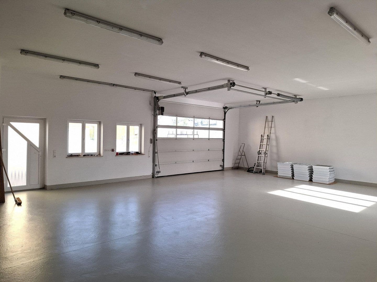 Prodej domu 218 m², pozemek 1.459 m², Hausen, Bavorsko Prodej domu 218 m², pozemek 1.459 m², Hausen, Bavorsko