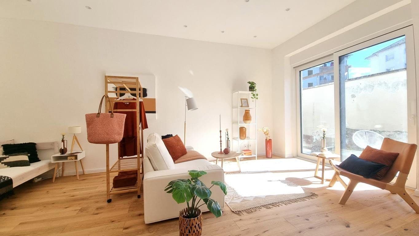 Pronájem bytu 1+1 44 m², Schwimmbadstr. 27, Bruchsal, Bádensko-Württembersko Pronájem bytu 1+1 44 m², Schwimmbadstr. 27, Bruchsal, Bádensko-Württembersko