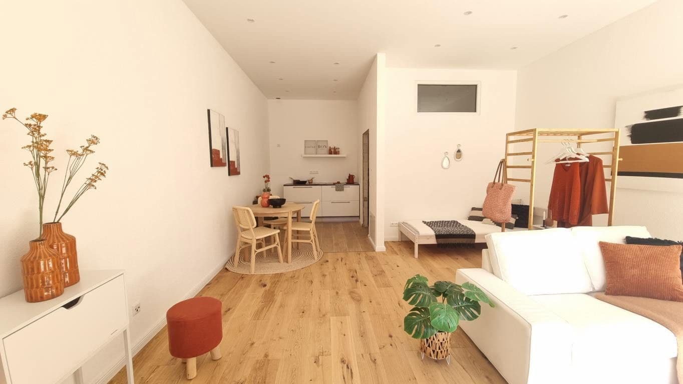 Pronájem bytu 1+1 44 m², Schwimmbadstr. 27, Bruchsal, Bádensko-Württembersko Pronájem bytu 1+1 44 m², Schwimmbadstr. 27, Bruchsal, Bádensko-Württembersko