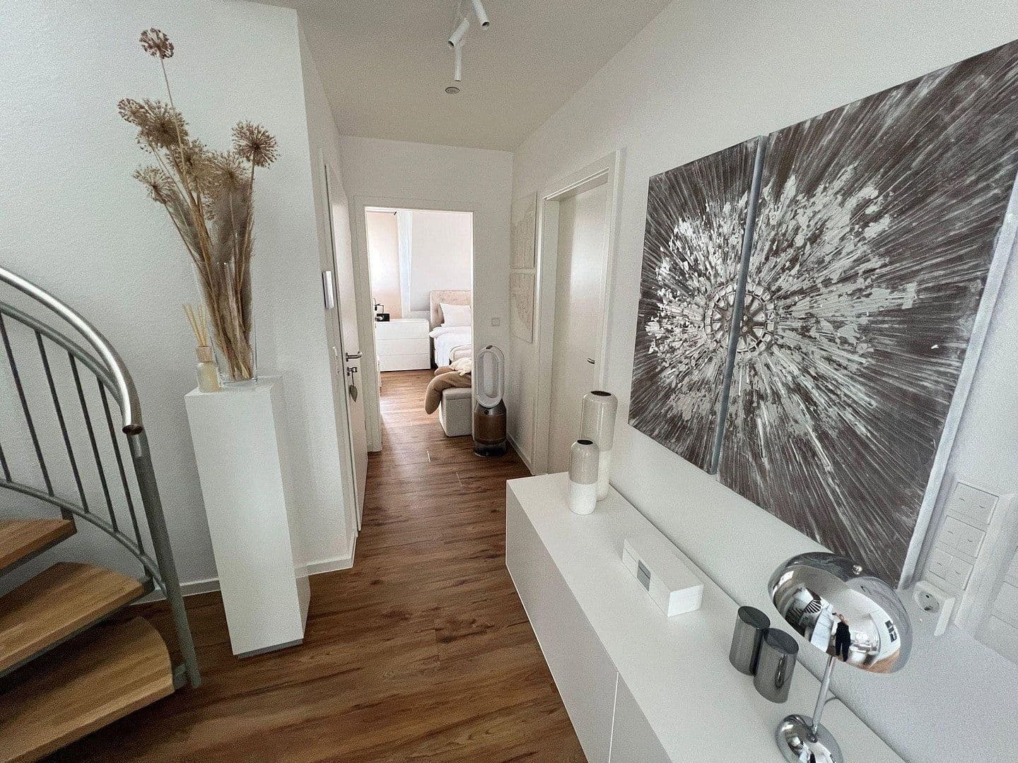 Pronájem bytu 3+1 102 m², Schwäbisch Hall, Bádensko-Württembersko Pronájem bytu 3+1 102 m², Schwäbisch Hall, Bádensko-Württembersko