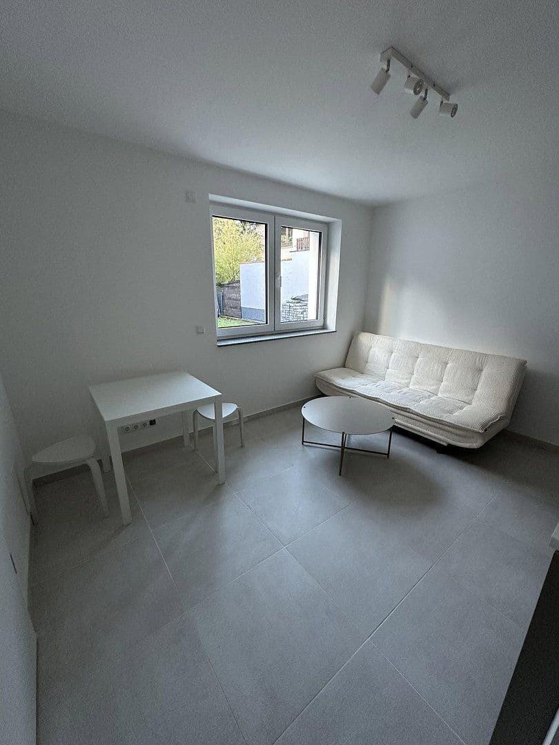 Pronájem bytu 2+1 32 m², Hundert-Morgen-Str. 2B, Kelsterbach, Hessen Pronájem bytu 2+1 32 m², Hundert-Morgen-Str. 2B, Kelsterbach, Hessen