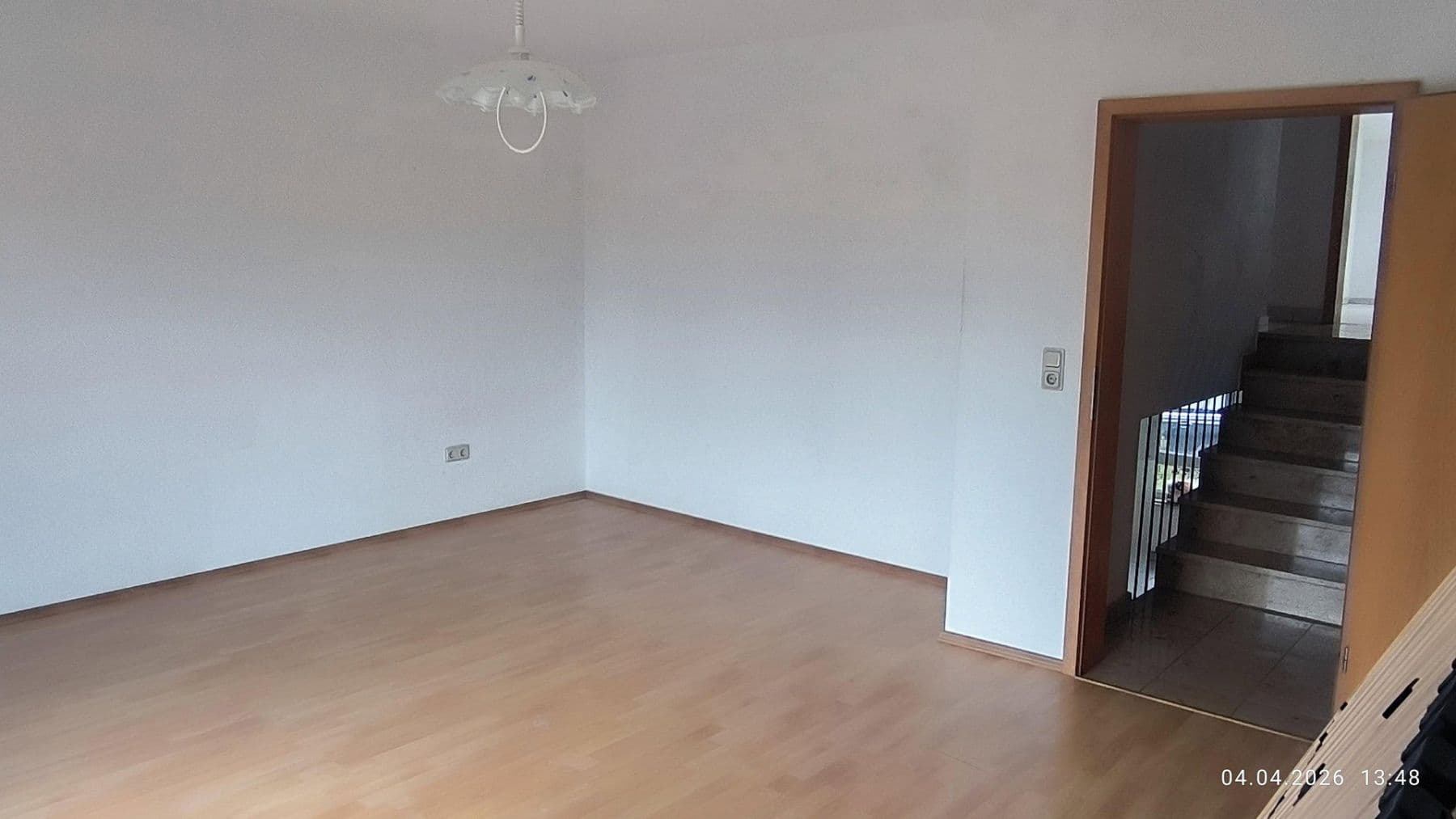 Prodej domu 161 m², pozemek 259 m², Rörschwaldstraße 3i, Kaiserslautern, Porýní-Falc Prodej domu 161 m², pozemek 259 m², Rörschwaldstraße 3i, Kaiserslautern, Porýní-Falc