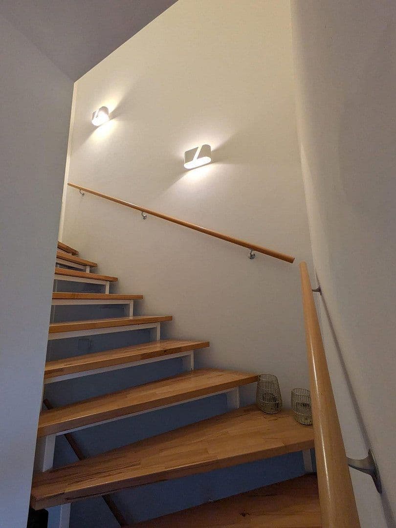 Pronájem domu 124 m², pozemek 250 m², Quickborn, Šlesvicko-Holštýnsko Pronájem domu 124 m², pozemek 250 m², Quickborn, Šlesvicko-Holštýnsko