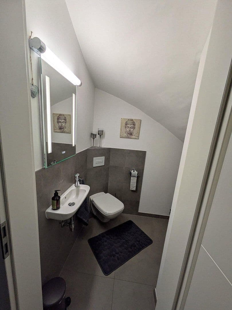 Pronájem domu 124 m², pozemek 250 m², Quickborn, Šlesvicko-Holštýnsko Pronájem domu 124 m², pozemek 250 m², Quickborn, Šlesvicko-Holštýnsko