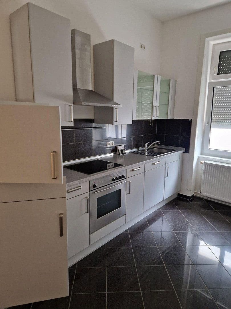 Pronájem bytu 2+1 57 m², Am Alten See 12, Frankfurt, Hessen Pronájem bytu 2+1 57 m², Am Alten See 12, Frankfurt, Hessen