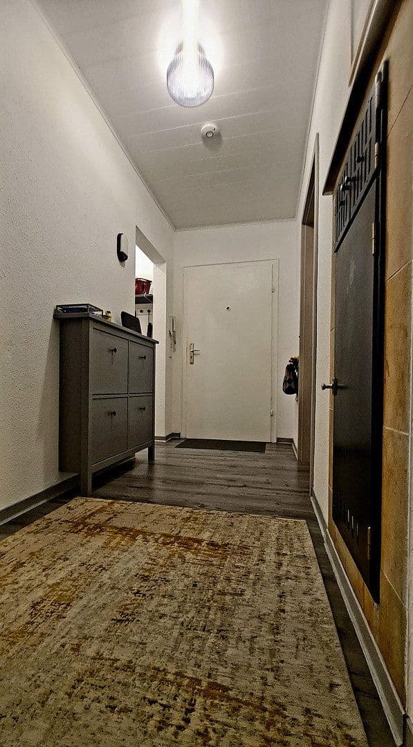 Pronájem bytu 3+1 70 m², Holteiweg 20B, Stuttgart, Bádensko-Württembersko Pronájem bytu 3+1 70 m², Holteiweg 20B, Stuttgart, Bádensko-Württembersko