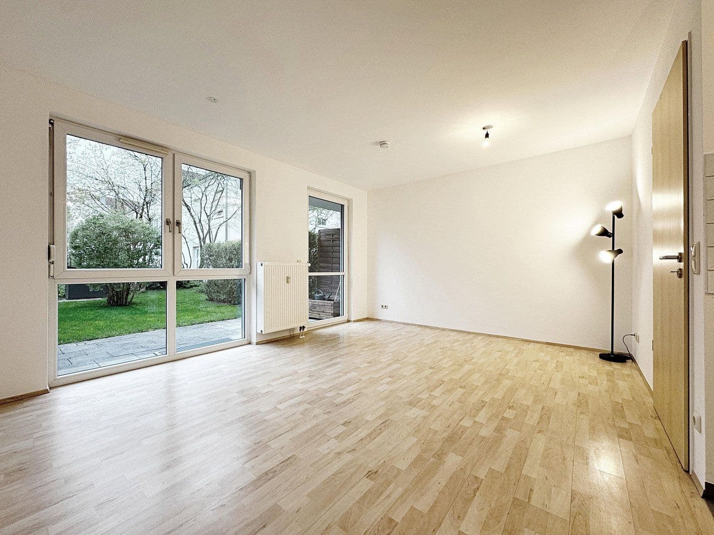 Pronájem bytu 2+1 48 m², Landsham bei Kirchheim, Bavorsko Pronájem bytu 2+1 48 m², Landsham bei Kirchheim, Bavorsko
