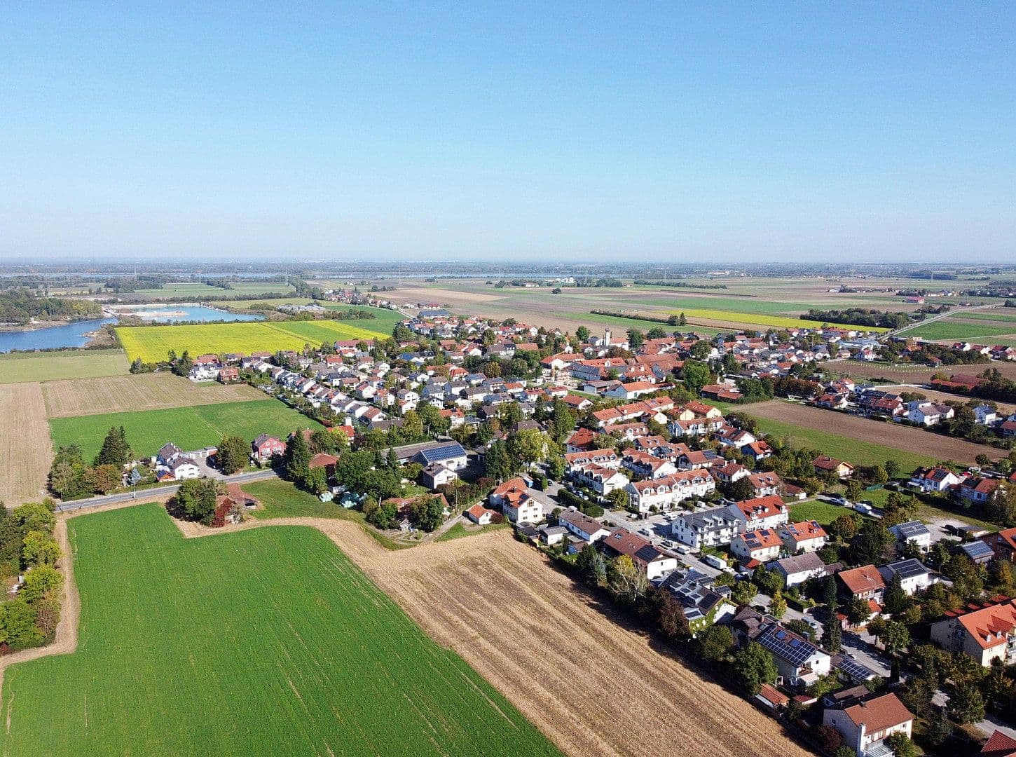 Pronájem bytu 2+1 48 m², Landsham bei Kirchheim, Bavorsko Pronájem bytu 2+1 48 m², Landsham bei Kirchheim, Bavorsko