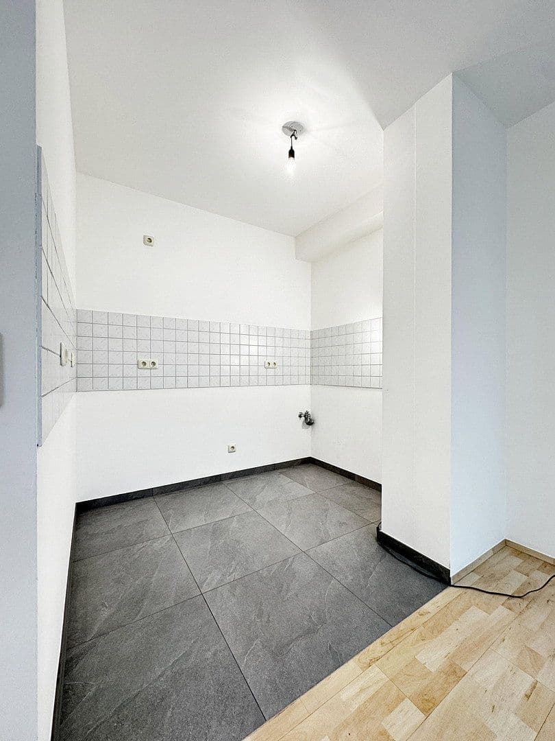 Pronájem bytu 2+1 48 m², Landsham bei Kirchheim, Bavorsko Pronájem bytu 2+1 48 m², Landsham bei Kirchheim, Bavorsko