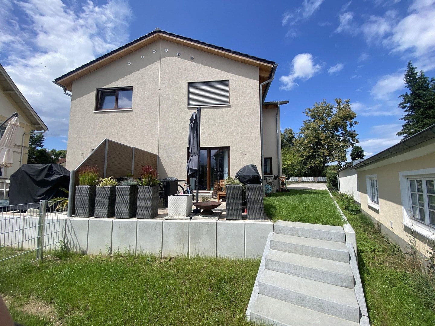 Pronájem domu 155 m², pozemek 267 m², Odelzhausen, Bavorsko Pronájem domu 155 m², pozemek 267 m², Odelzhausen, Bavorsko