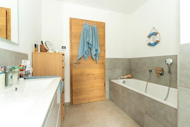 Pronájem domu 155 m², pozemek 267 m², Odelzhausen, Bavorsko Pronájem domu 155 m², pozemek 267 m², Odelzhausen, Bavorsko