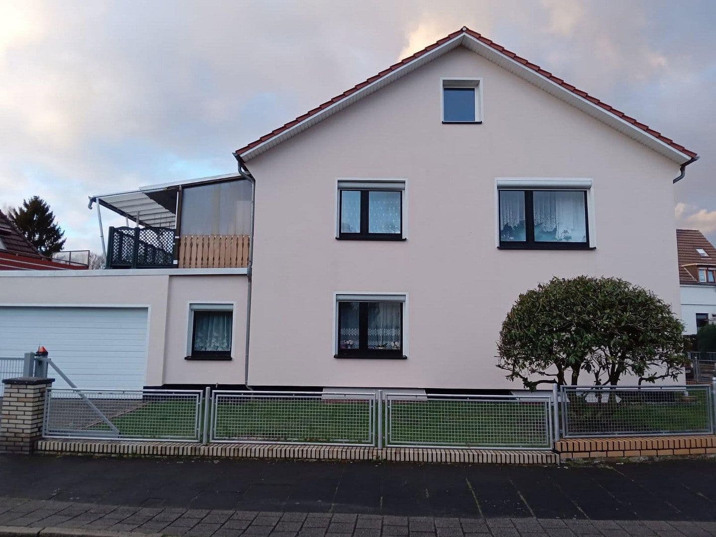 Prodej domu 205 m², pozemek 400 m², Blumenthal, Bremen Prodej domu 205 m², pozemek 400 m², Blumenthal, Bremen