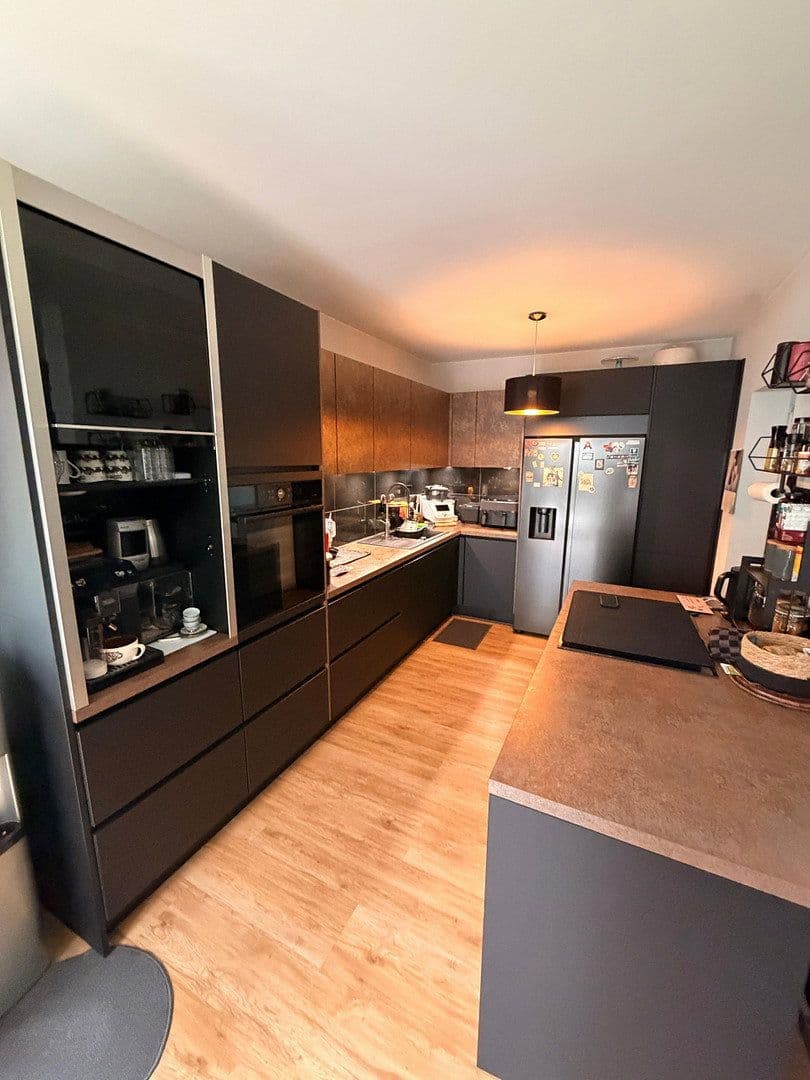 Pronájem domu 190 m², pozemek 311 m², Bruchköbel, Hessen Pronájem domu 190 m², pozemek 311 m², Bruchköbel, Hessen