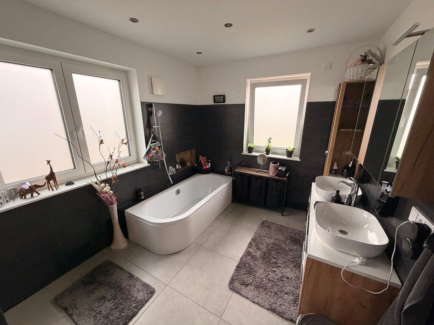 Pronájem domu 190 m², pozemek 311 m², Bruchköbel, Hessen Pronájem domu 190 m², pozemek 311 m², Bruchköbel, Hessen