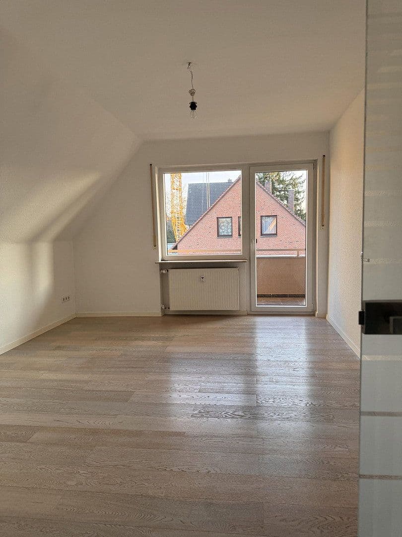Pronájem bytu 2+1 55 m², Laufamholzstrasse 288, Nürnberg, Bavorsko Pronájem bytu 2+1 55 m², Laufamholzstrasse 288, Nürnberg, Bavorsko