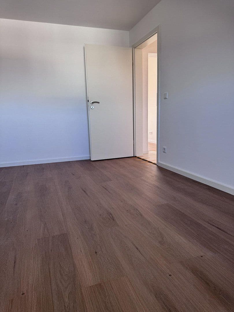 Pronájem bytu 3+1 61 m², Rudolf-Breitscheid-Strasse 11b, Stein, Bavorsko Pronájem bytu 3+1 61 m², Rudolf-Breitscheid-Strasse 11b, Stein, Bavorsko