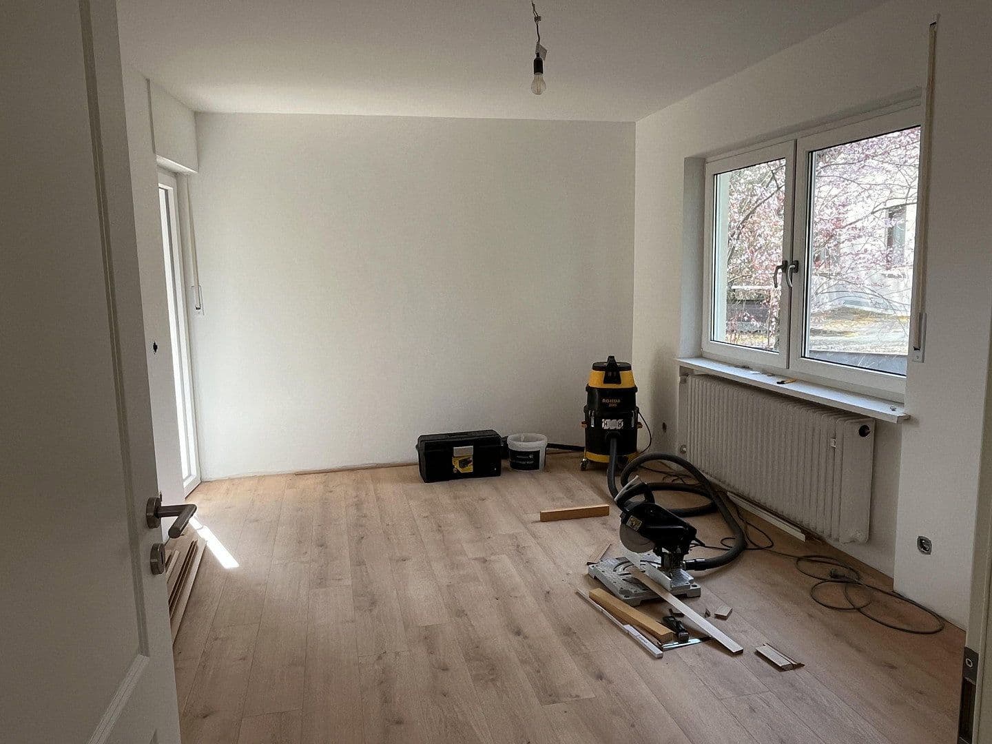 Pronájem domu 135 m², pozemek 720 m², Von-Bezzel Str 24, Erlangen, Bavorsko Pronájem domu 135 m², pozemek 720 m², Von-Bezzel Str 24, Erlangen, Bavorsko
