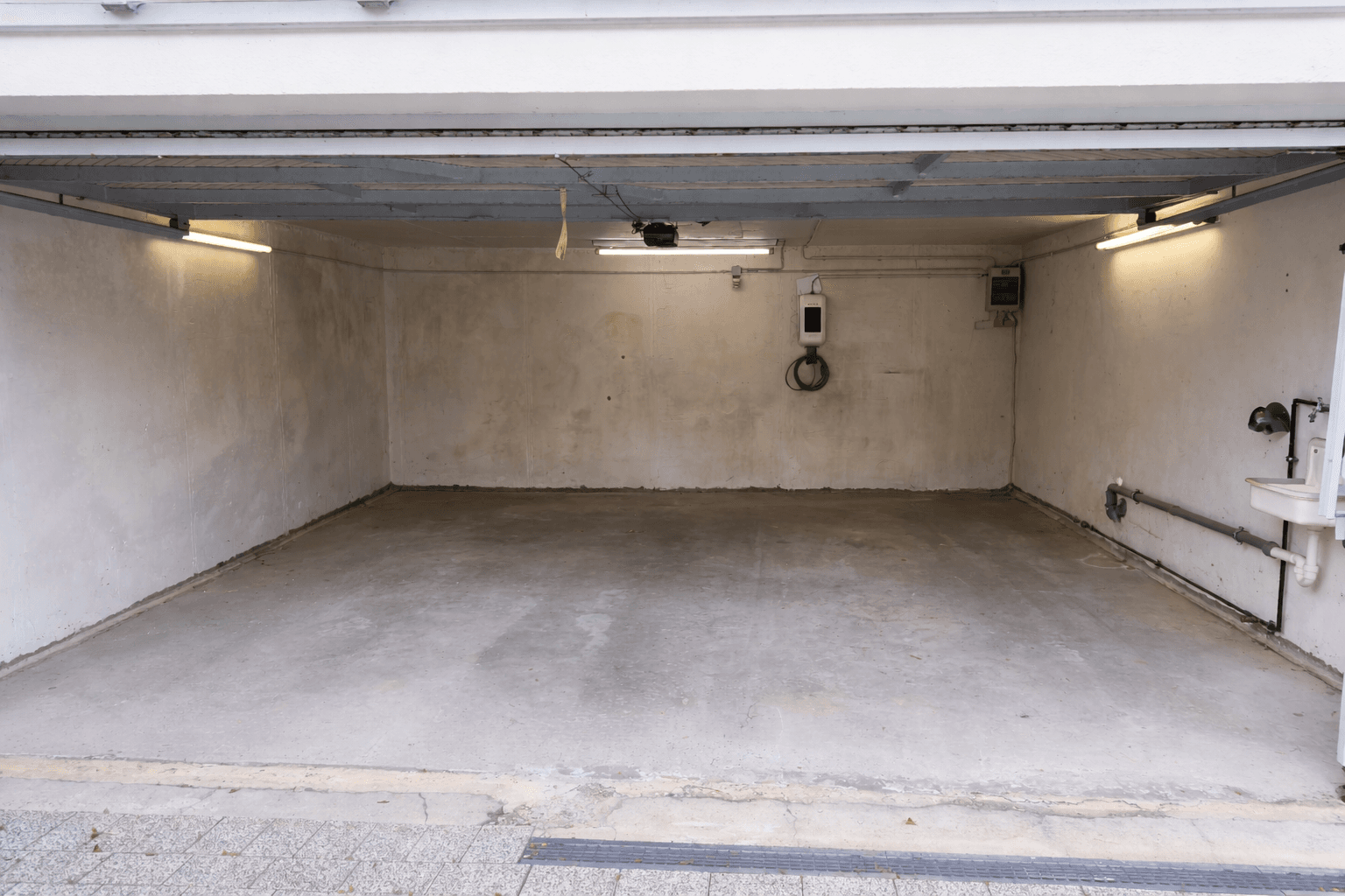 Prodej domu 225 m², pozemek 503 m², Großbottwar, Bádensko-Württembersko Prodej domu 225 m², pozemek 503 m², Großbottwar, Bádensko-Württembersko