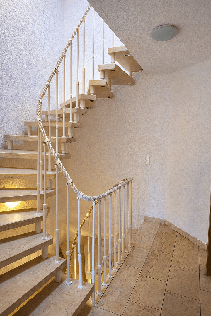 Prodej domu 225 m², pozemek 503 m², Großbottwar, Bádensko-Württembersko Prodej domu 225 m², pozemek 503 m², Großbottwar, Bádensko-Württembersko