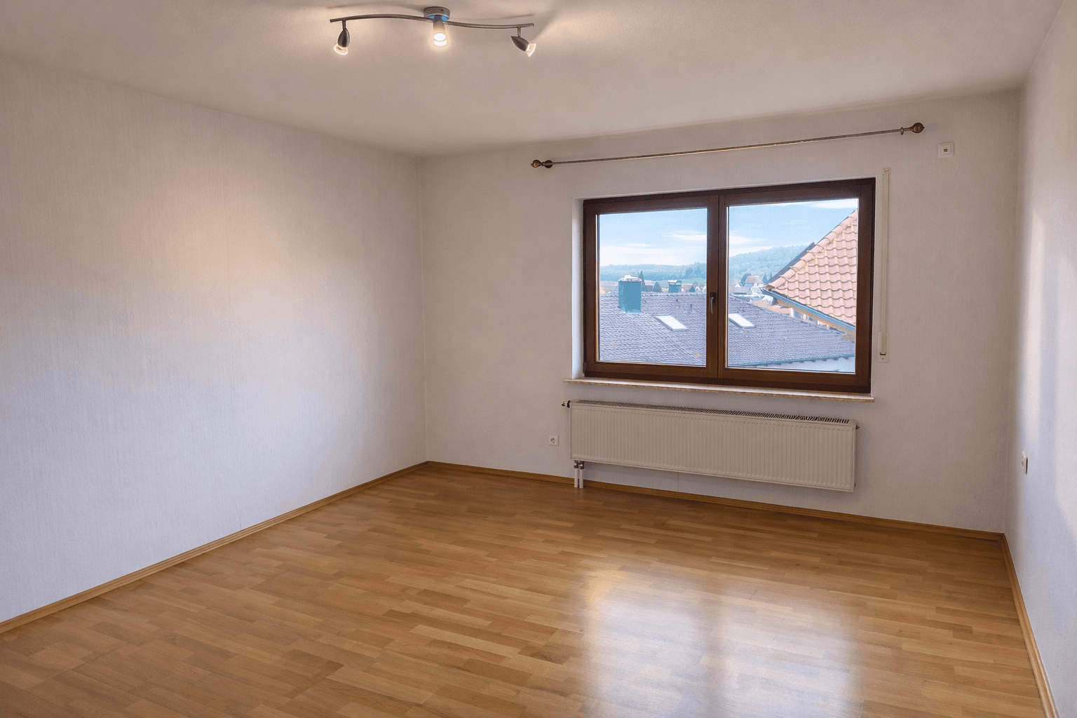 Prodej domu 225 m², pozemek 503 m², Großbottwar, Bádensko-Württembersko Prodej domu 225 m², pozemek 503 m², Großbottwar, Bádensko-Württembersko