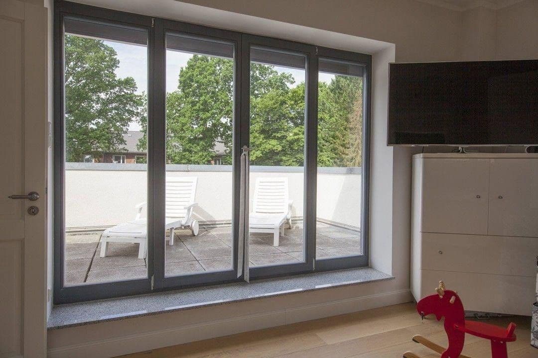 Pronájem domu 210 m², pozemek 400 m², Hamburg, Hamburg Pronájem domu 210 m², pozemek 400 m², Hamburg, Hamburg