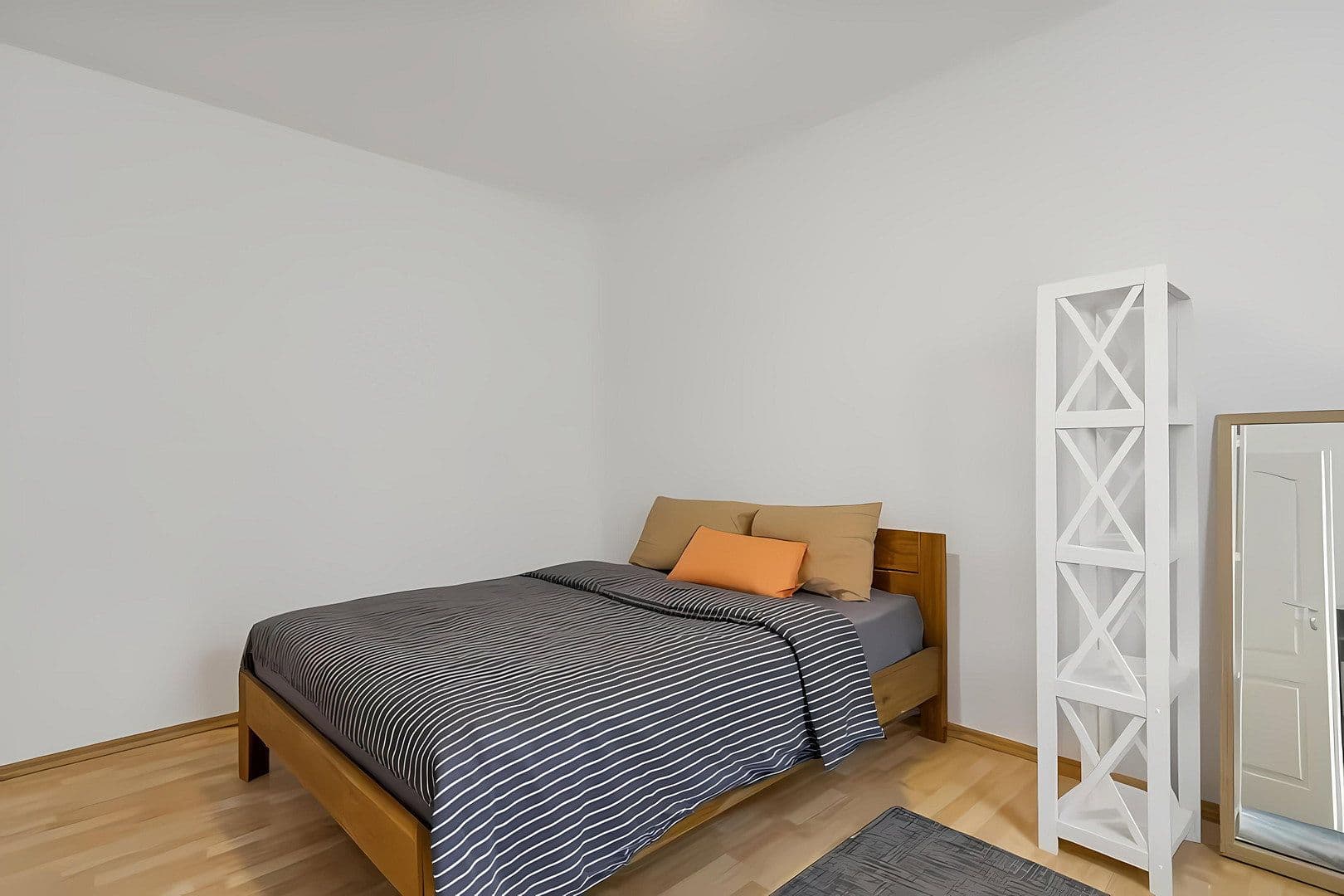 Pronájem bytu 3+1 90 m², Melanchthonstr. 42, Halle, Sasko-Anhaltsko Pronájem bytu 3+1 90 m², Melanchthonstr. 42, Halle, Sasko-Anhaltsko