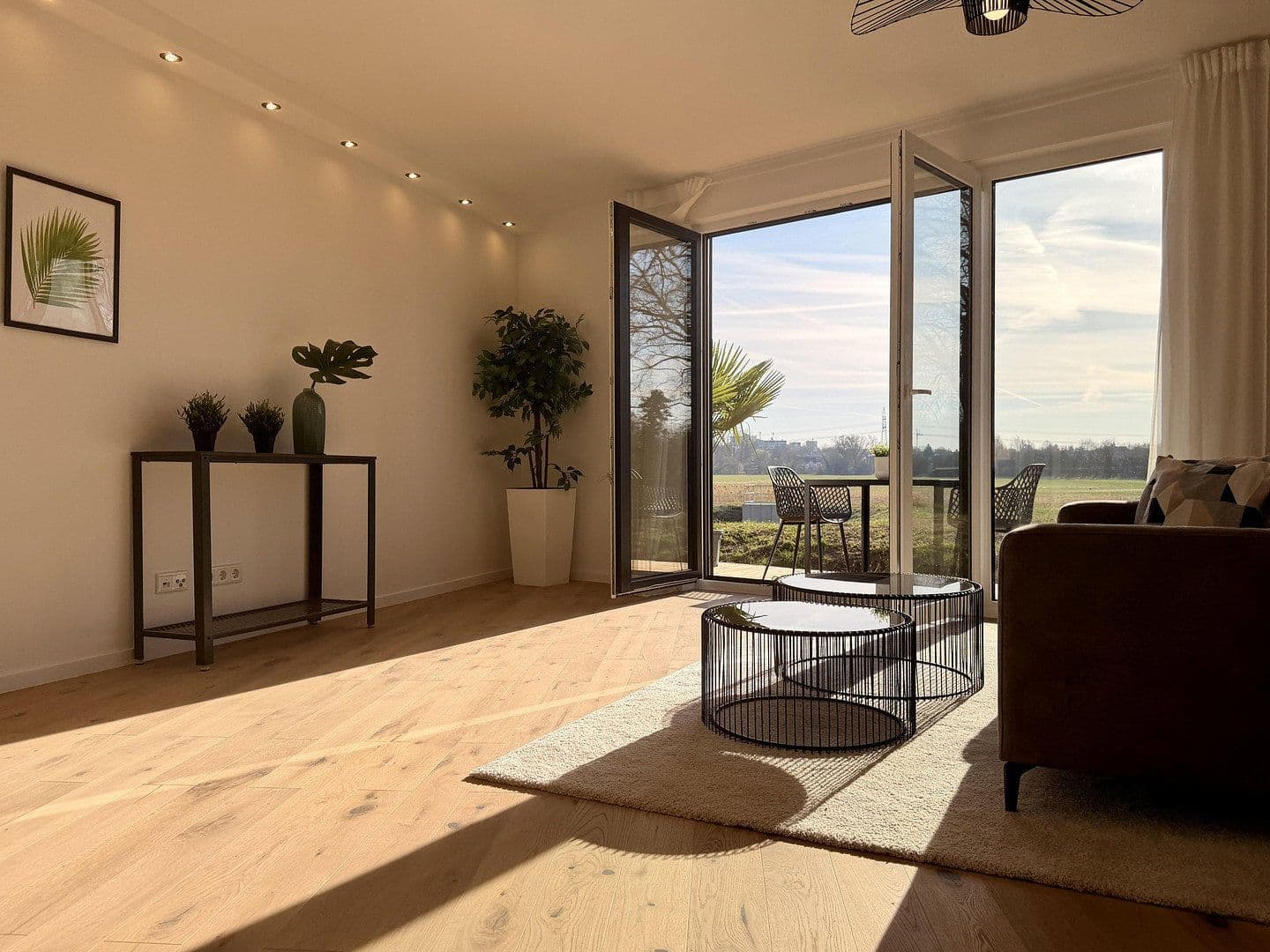 Prodej domu 161 m², pozemek 318 m², Erlangen, Bavorsko Prodej domu 161 m², pozemek 318 m², Erlangen, Bavorsko