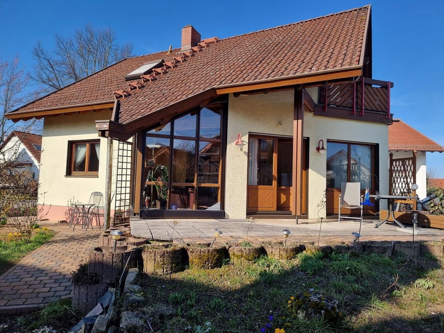 Prodej domu 144 m², pozemek 600 m², Göllheim, Porýní-Falc Prodej domu 144 m², pozemek 600 m², Göllheim, Porýní-Falc