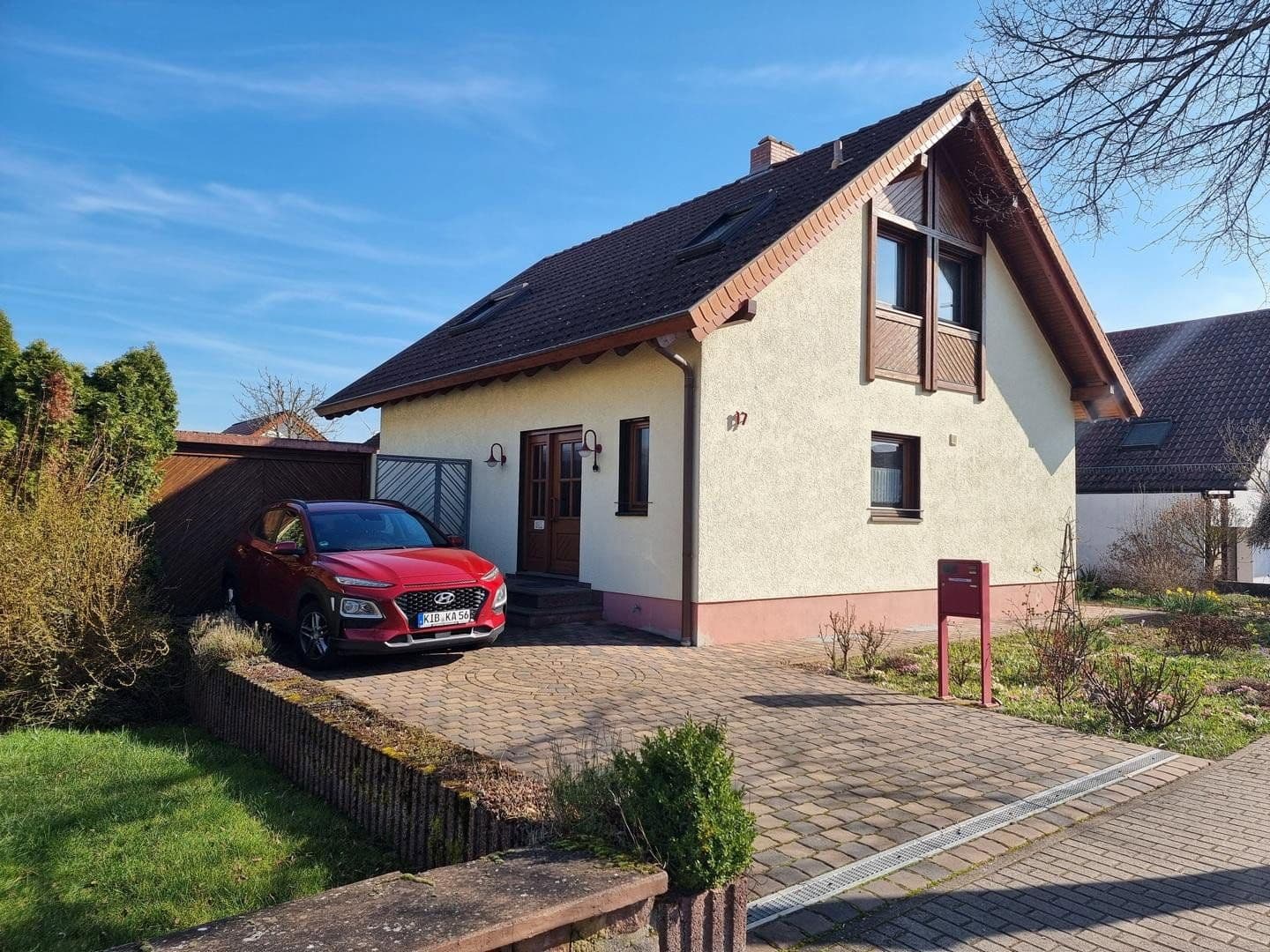 Prodej domu 144 m², pozemek 600 m², Göllheim, Porýní-Falc Prodej domu 144 m², pozemek 600 m², Göllheim, Porýní-Falc