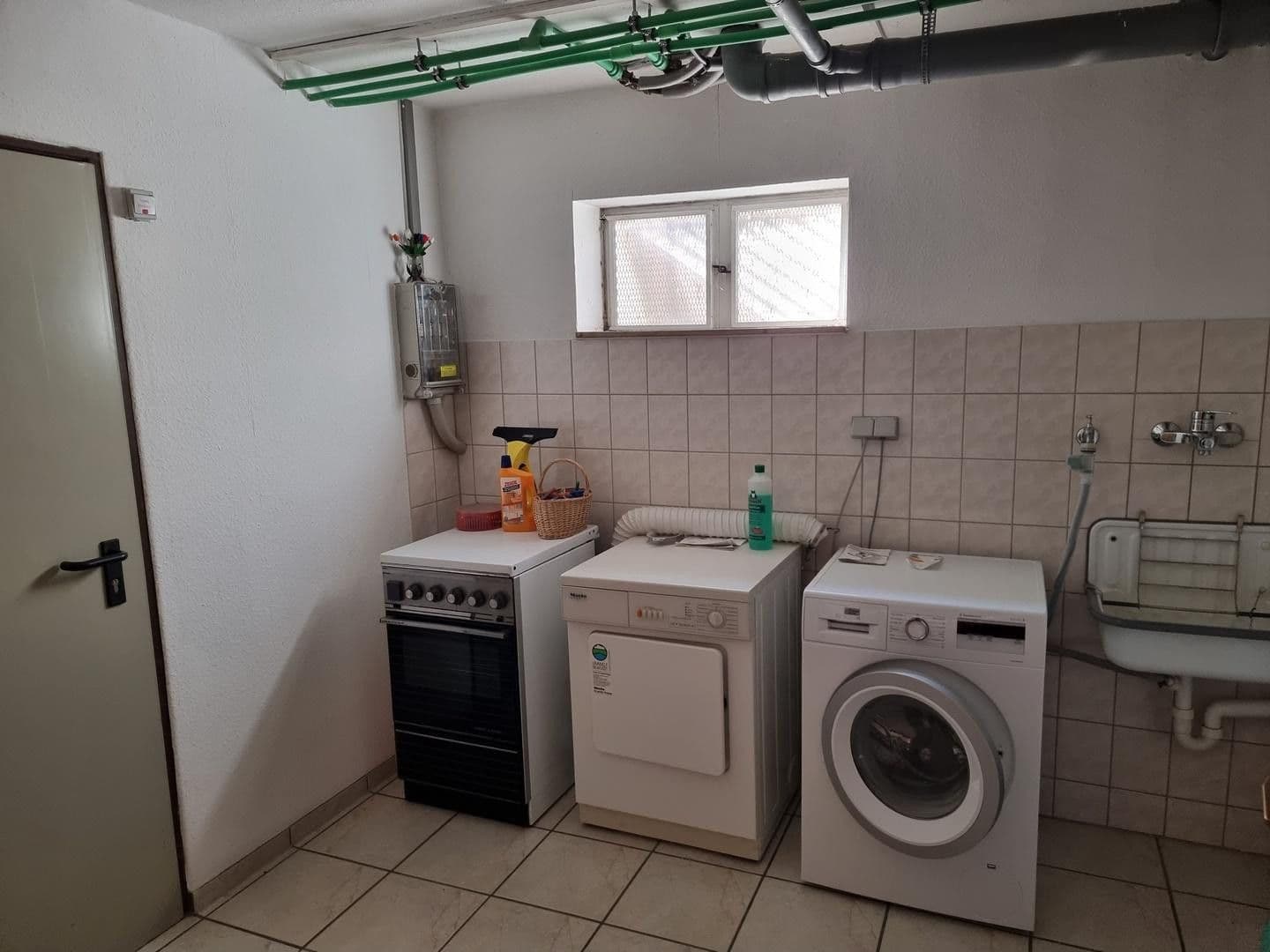 Prodej domu 144 m², pozemek 600 m², Göllheim, Porýní-Falc Prodej domu 144 m², pozemek 600 m², Göllheim, Porýní-Falc