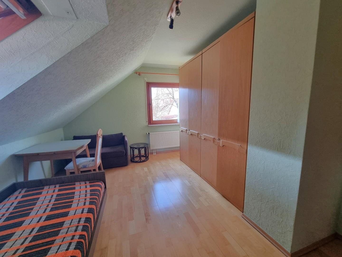 Prodej domu 144 m², pozemek 600 m², Göllheim, Porýní-Falc Prodej domu 144 m², pozemek 600 m², Göllheim, Porýní-Falc