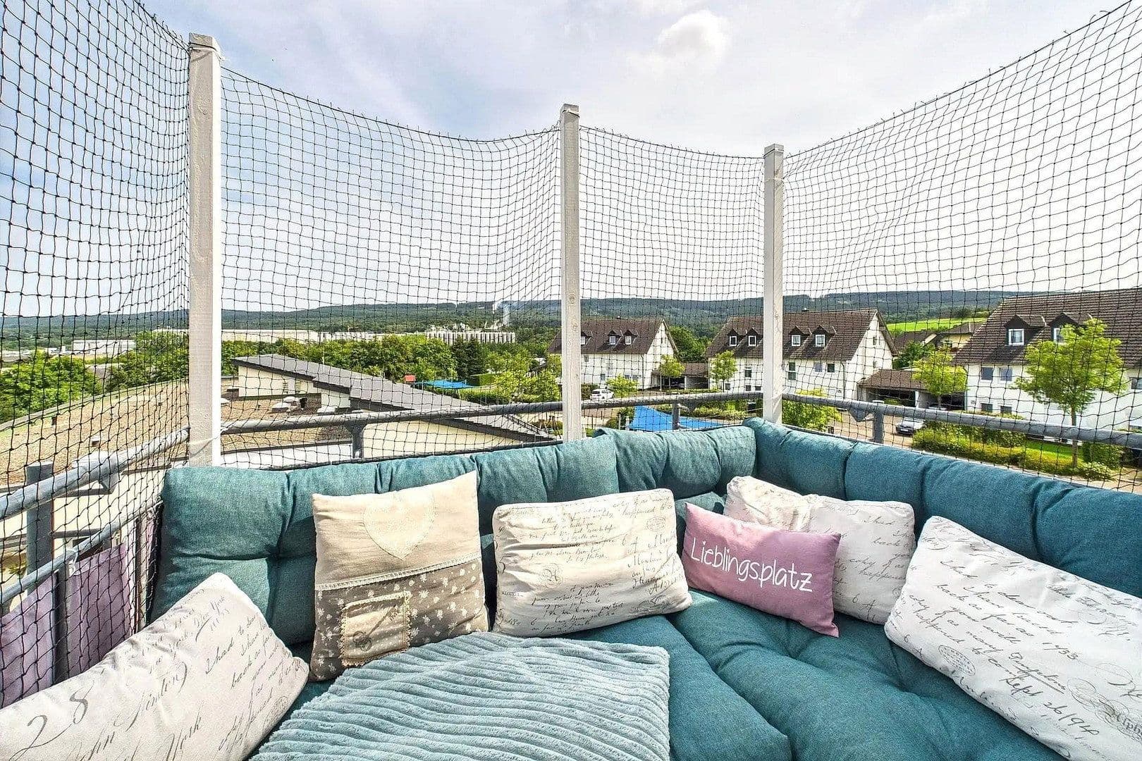 Pronájem bytu 4+1 108 m², Morbach, Porýní-Falc Pronájem bytu 4+1 108 m², Morbach, Porýní-Falc