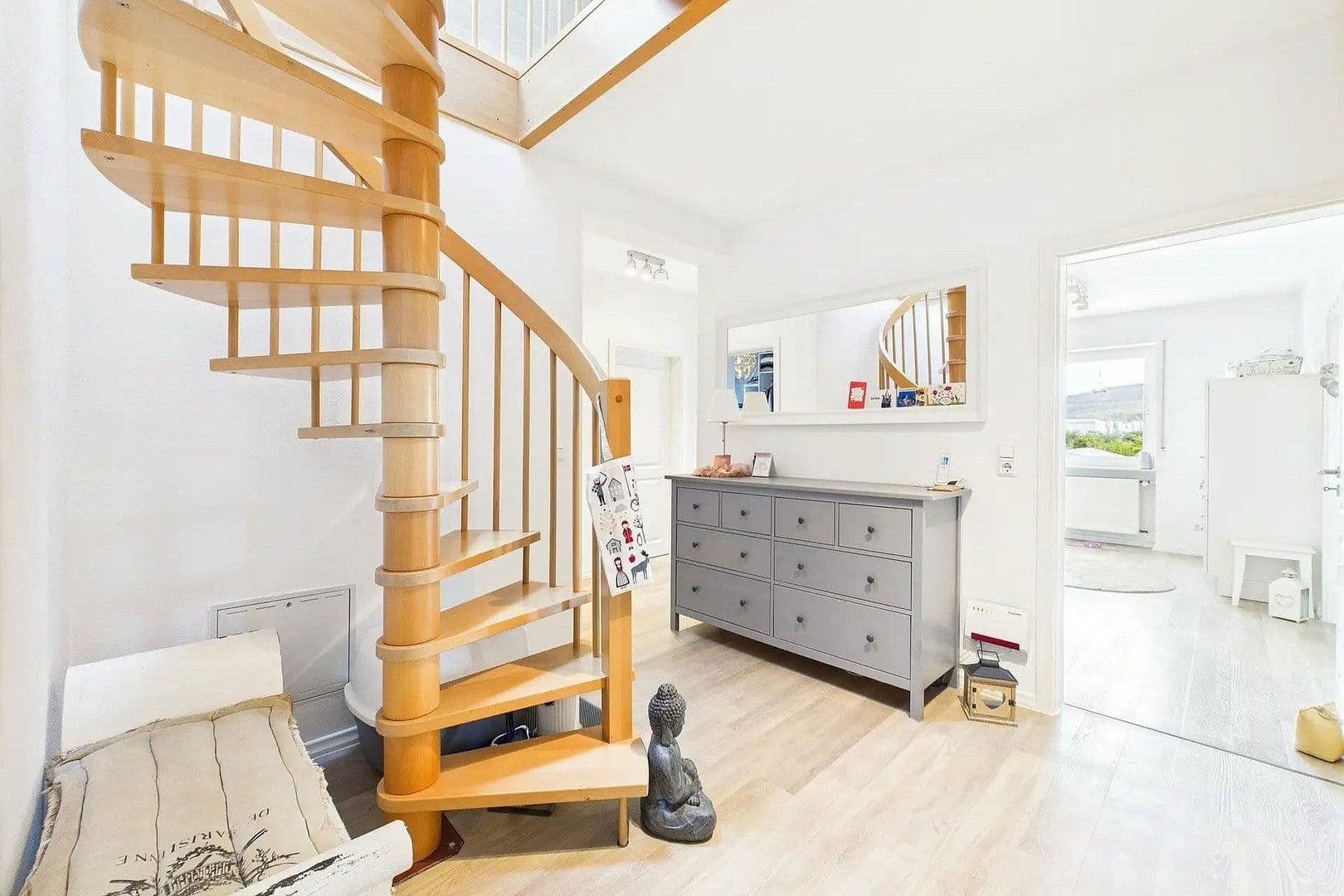 Pronájem bytu 4+1 108 m², Morbach, Porýní-Falc Pronájem bytu 4+1 108 m², Morbach, Porýní-Falc