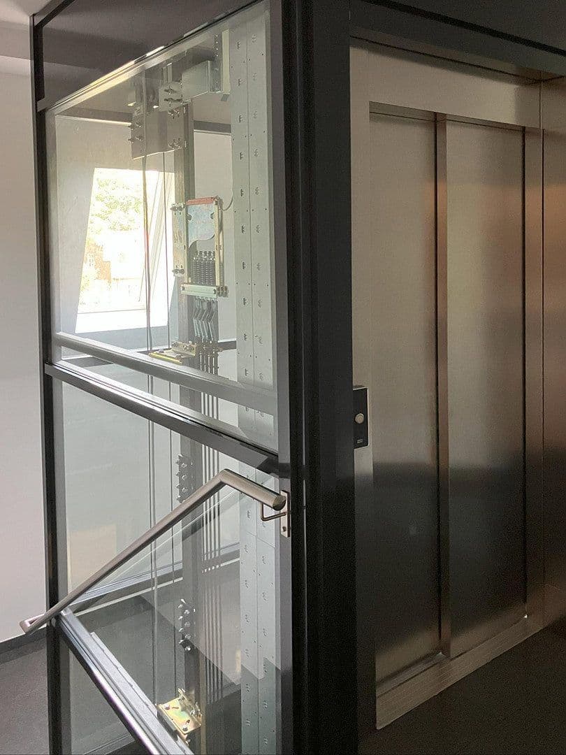 Prodej bytu 4+1 129 m², Hamburg, Hamburg Prodej bytu 4+1 129 m², Hamburg, Hamburg