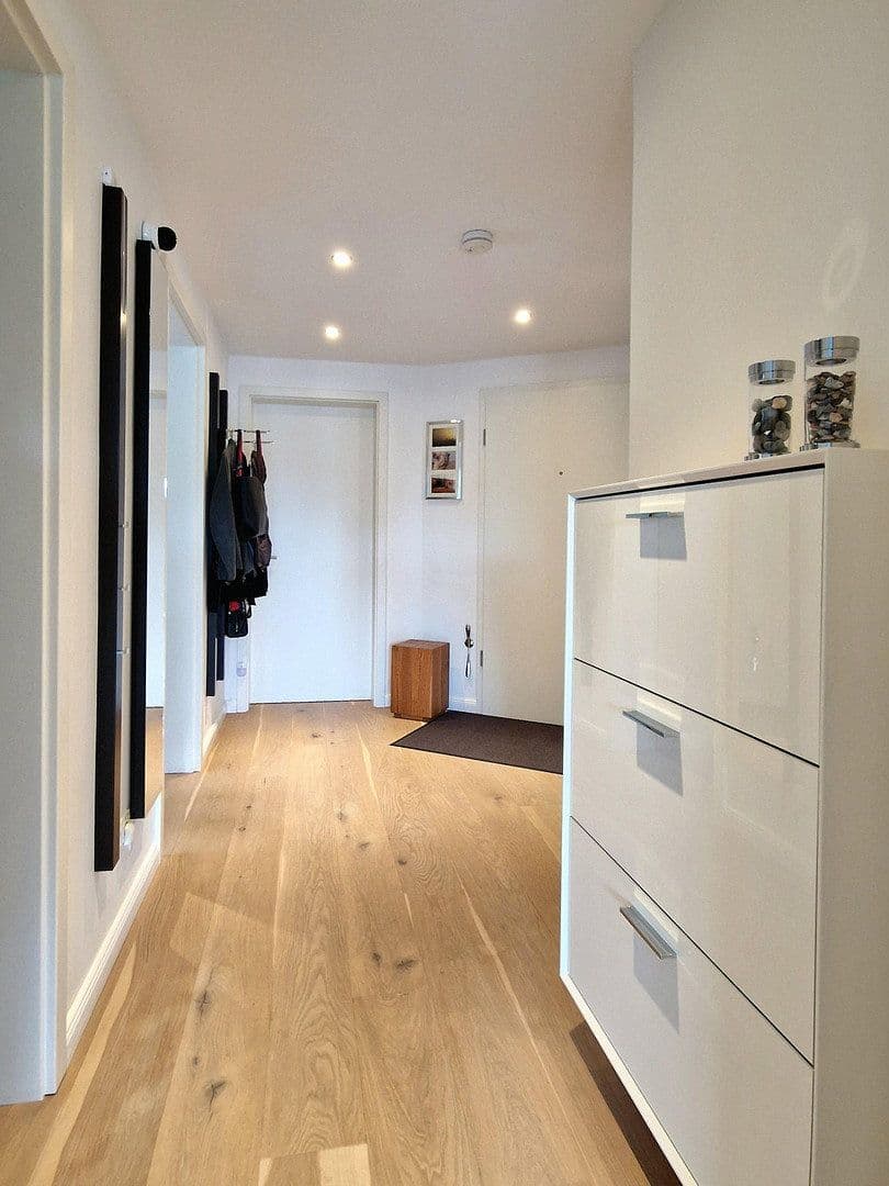 Prodej bytu 4+1 129 m², Hamburg, Hamburg Prodej bytu 4+1 129 m², Hamburg, Hamburg