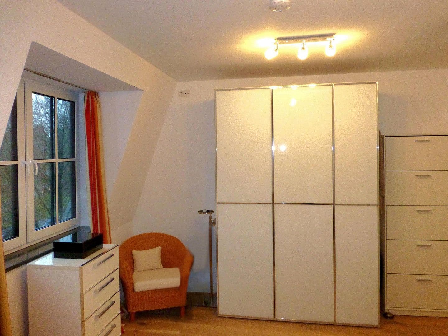 Prodej bytu 4+1 129 m², Hamburg, Hamburg Prodej bytu 4+1 129 m², Hamburg, Hamburg