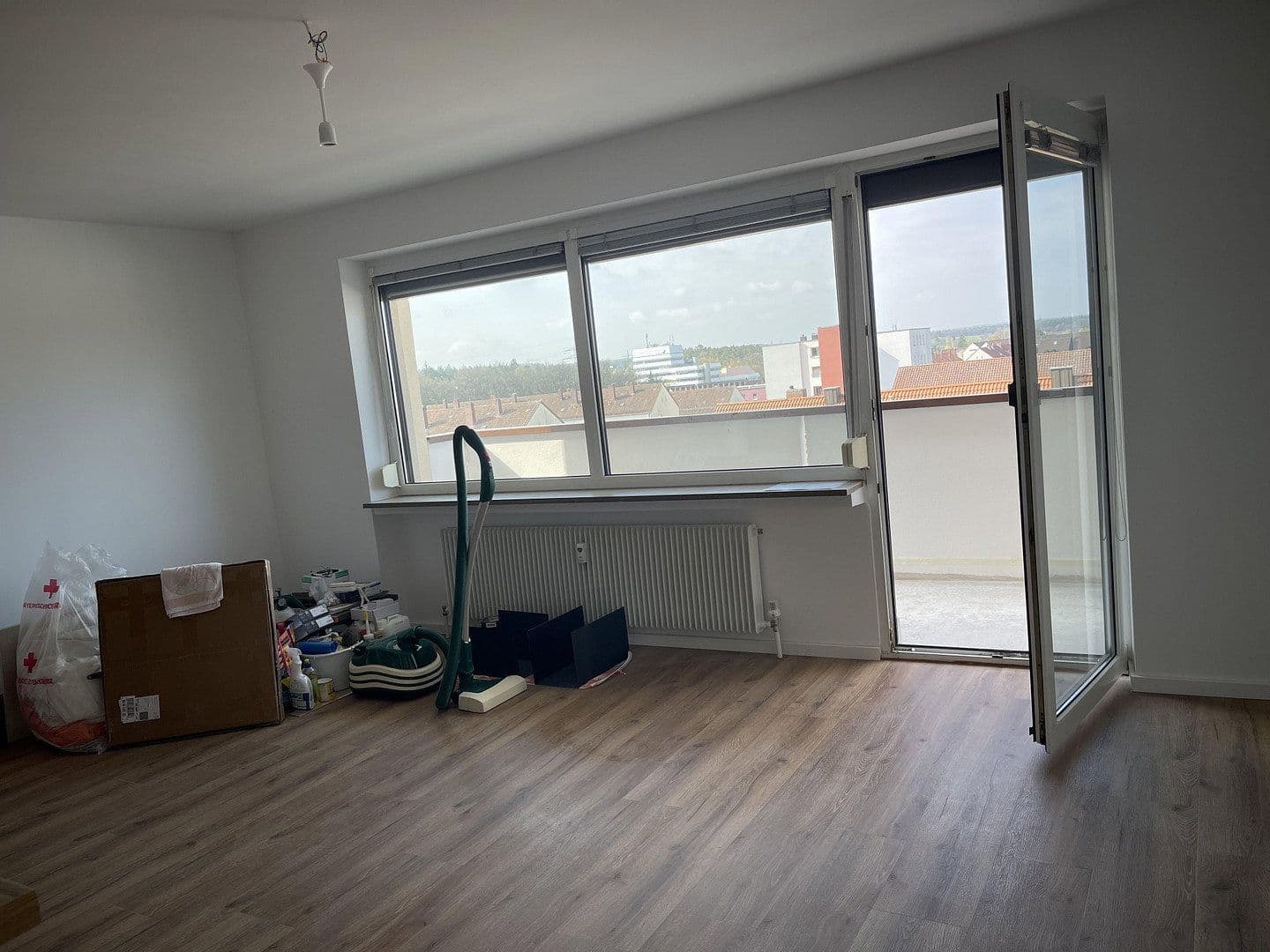 Pronájem bytu 2+1 55 m², Lauf an der Pegnitz, Bavorsko Pronájem bytu 2+1 55 m², Lauf an der Pegnitz, Bavorsko